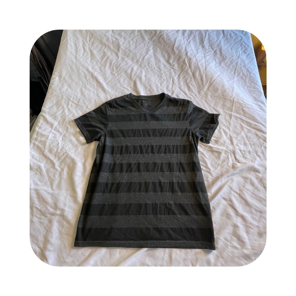 Blue Crown Mens XL V-Neck‎ T-Shirt Charcoal Black Striped Short Sleeve Tee